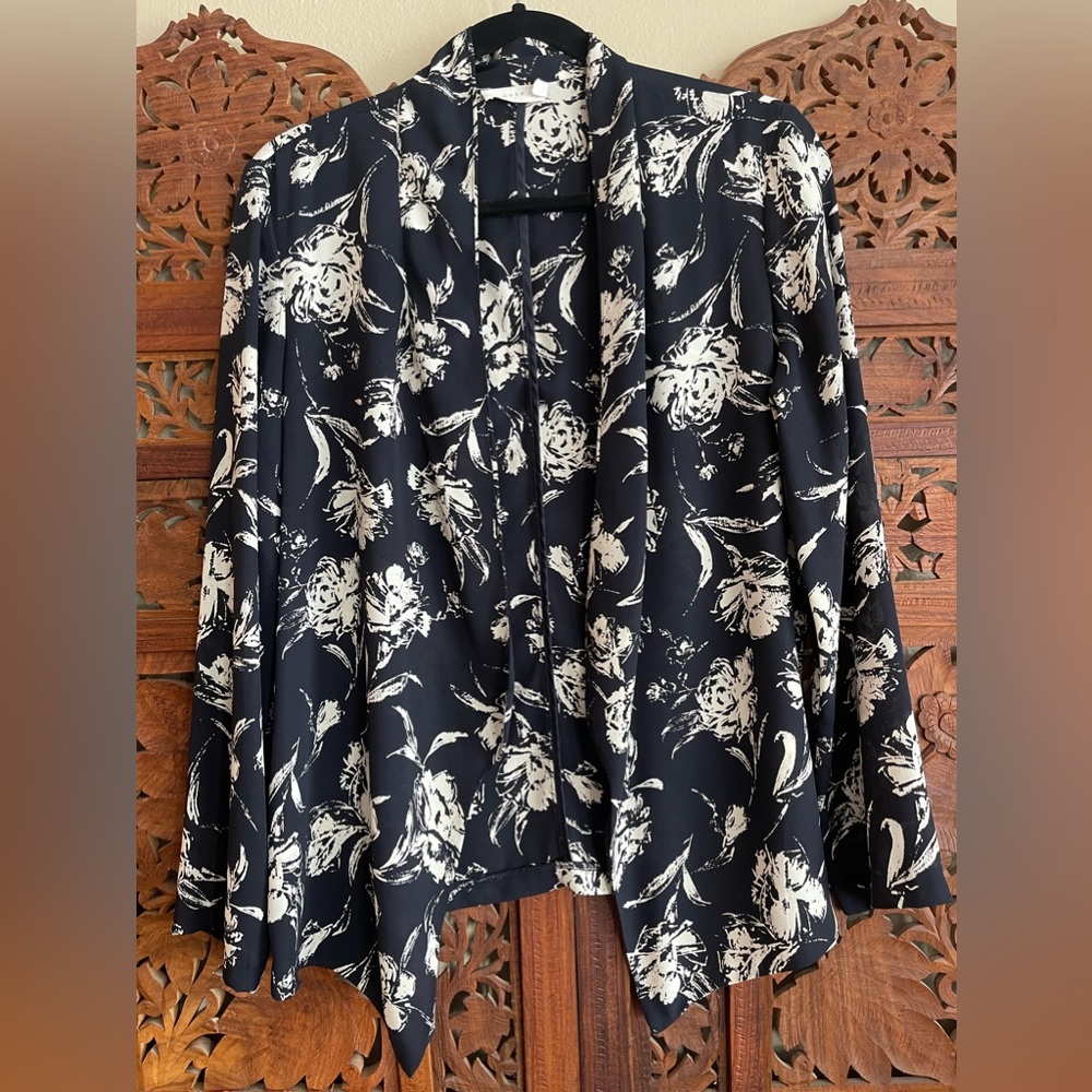 Lush Navy Floral Blazer